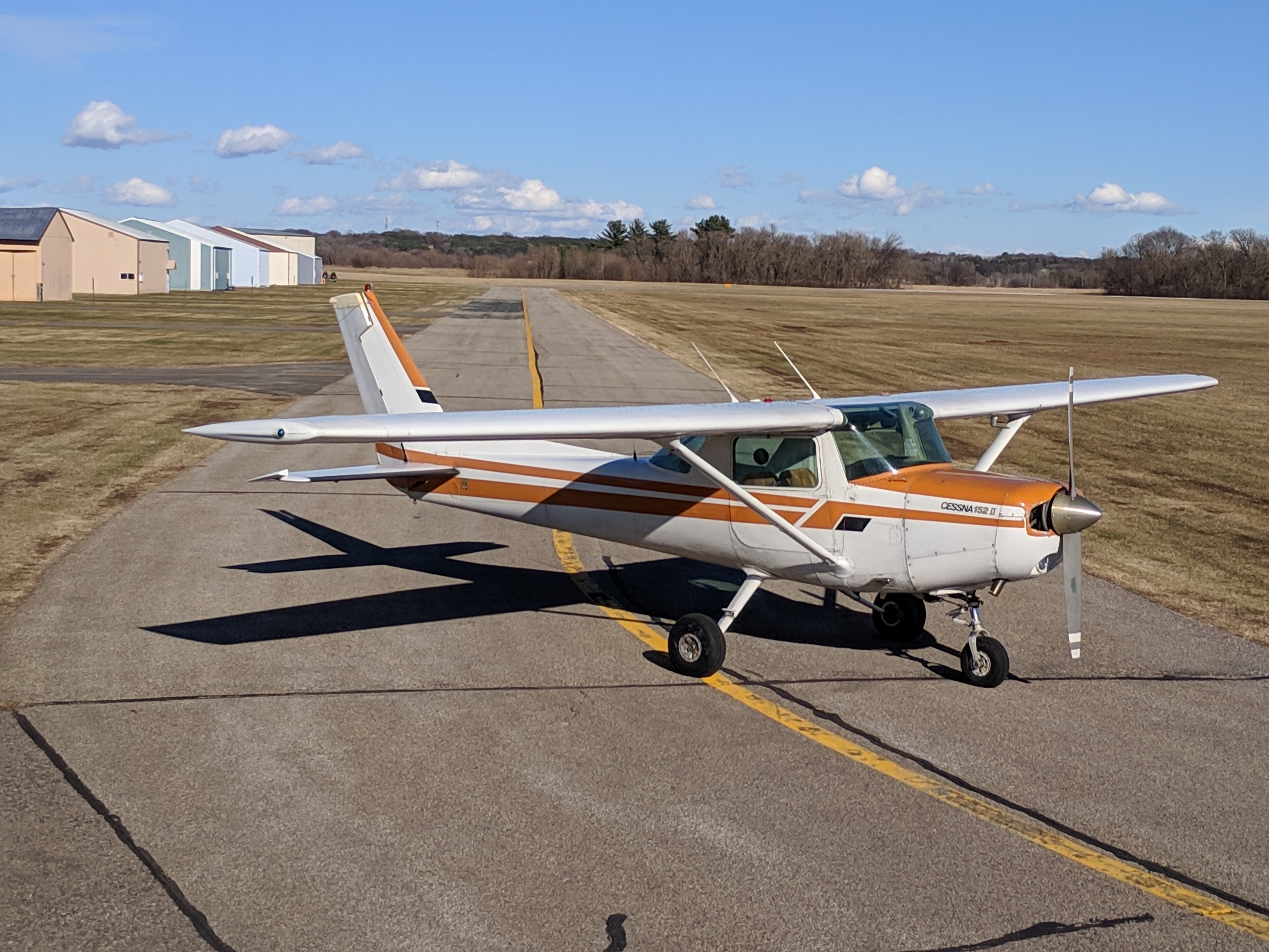 cessna-172-n70413-lake-elmo-aero